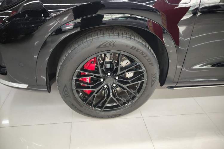 Used Hima AITO M7 2024 1.5T Intelligent Driving Rear-Drive Pro Version 6 Seats Left Front Wheel Hub