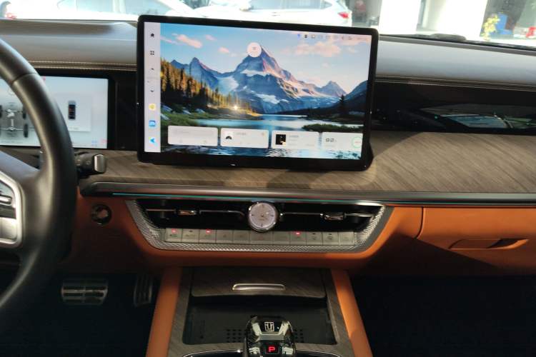 Used Tank 500 New Energy 2023 Hi4-T