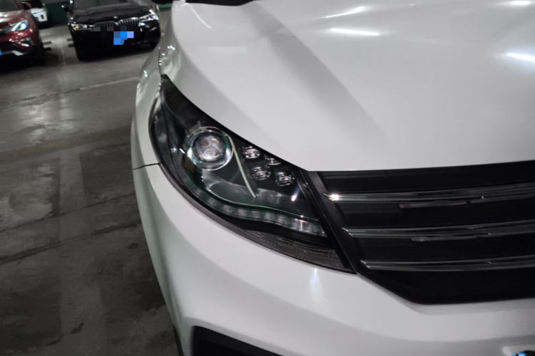 Used Dongfeng Fengon 580 2017 1.5T CVT Smart Style Model
