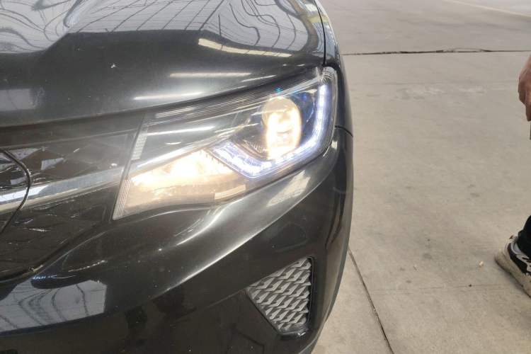 Used Dongfeng NAMMI BOX 2022 Chasing Wind Edition 331KM Advanced Model