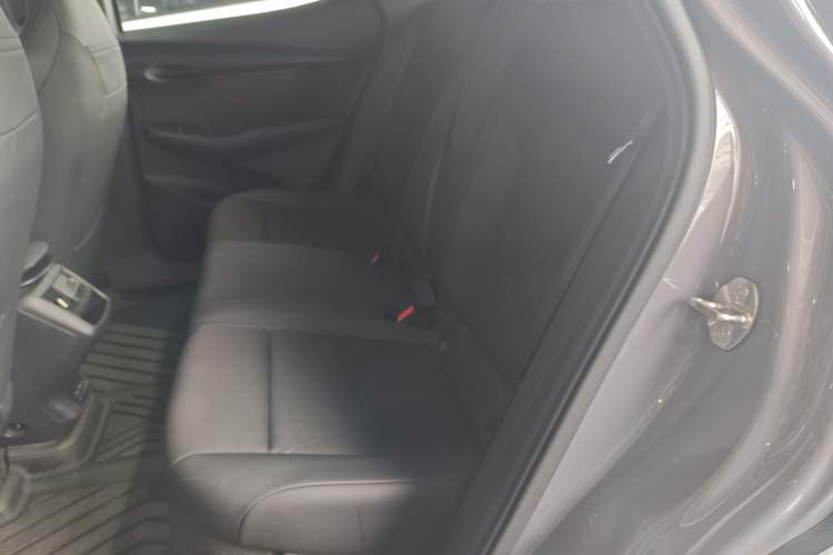 Used Volkswagen ID.UNYX 2024 Revised Pro Long-Range Version Left Rear Seat