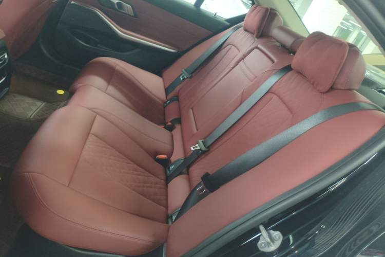 Used BMW 3 Series 2025 330Li M Sport Shadowline Package