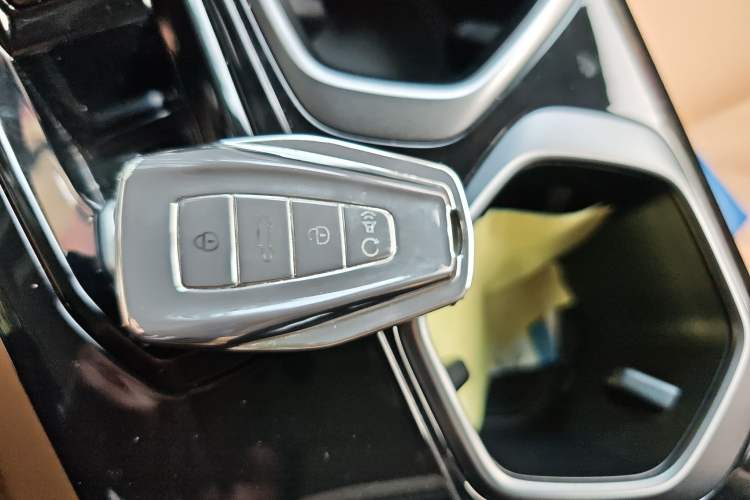 Used Geely Auto FX11 2023 2.0TD DCT Prestige Edition