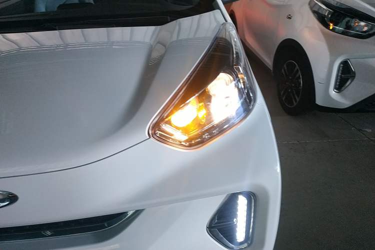 Used Chery New Energy Little Ant 2023 251km True Love Edition Lithium Iron Phosphate
