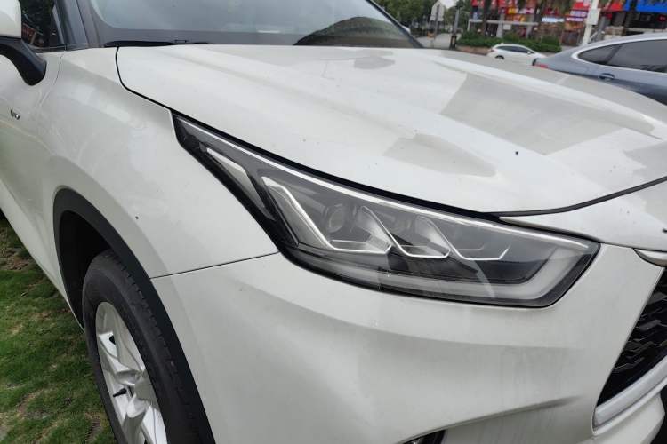 Used Toyota Highlander 2024 2.5L Smart Electric Hybrid Dual-Engine Two-Wheel Drive Elite Version 7 Seats Right Front Headlight