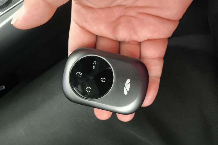 Used Chery Fengyun T9 2025 120 Long-Range Luxury Version 7 Seats Lithium Iron Phosphate Interior 1