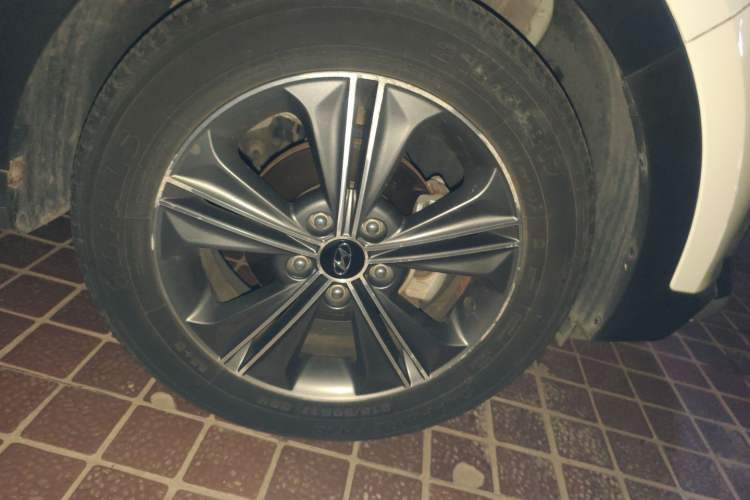 Used Hyundai ix25 2015 1.6L Automatic Two-Wheel Drive Smart GLS Trim
