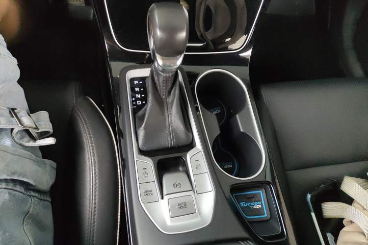 Used Hyundai Tucson 2019 280TGDi Dual-Clutch Two-Wheel Drive Smart Connect Version China VI
