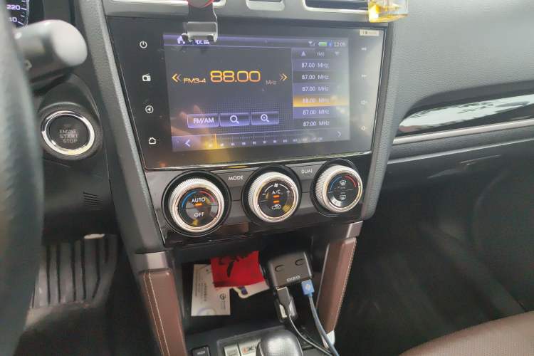 Used Subaru Forester 2016 2.5i Prestige Navigation Edition Audio And AC Panel