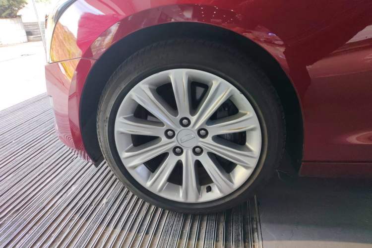 Used Cadillac ATS-L 2017 28T Fashion Edition
