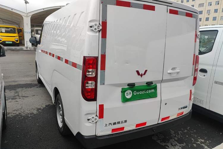 Used Wuling Yangguang 2024 300km Range Practical Window-Sealed Version 60kW
