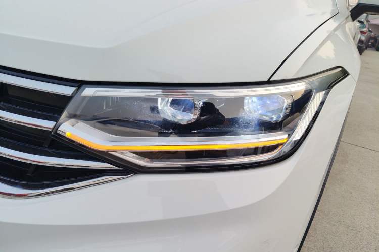 Used Volkswagen Tiguan L 2023 330TSI Automatic Two-Wheel Drive R-Line Enjoyment Edition