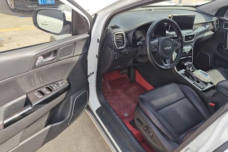 Used Kia KX5 2021 2.0L Automatic Two-Wheel Drive Comfort Edition
