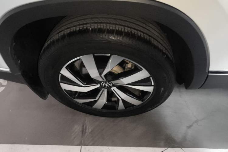 Used Volkswagen Tayron 2022 280TSI Two-Wheel Drive Luxury Smart Connectivity Version
