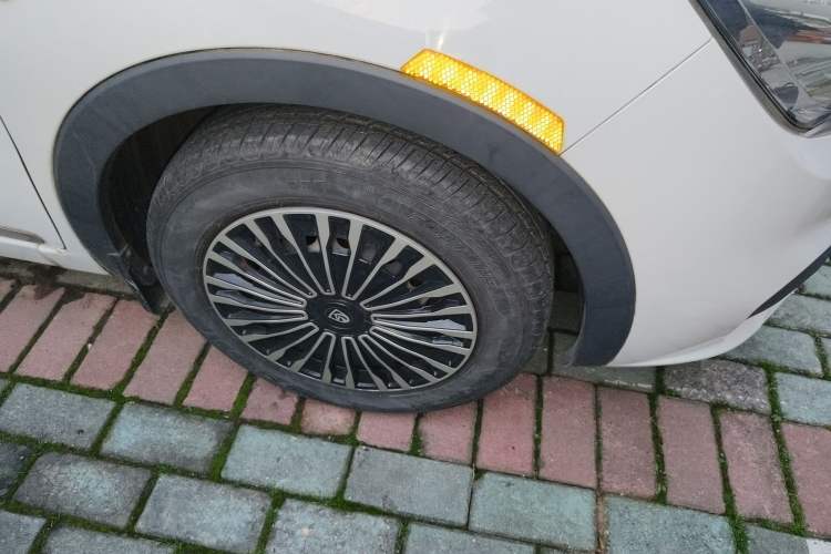 Used Baojun 310 2016 1.2L manual Comfort trim level