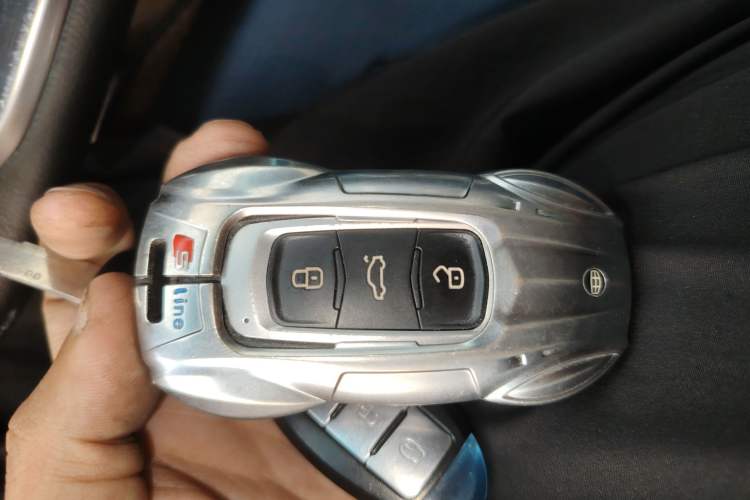 Used Geely Auto Emgrand GS 2016 Sport Edition 1.3T Automatic LingShang Model Vehicle Key