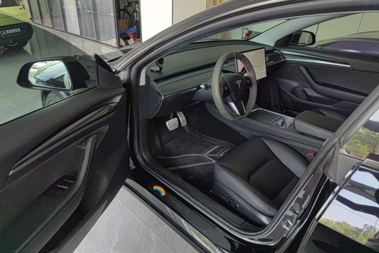 Used Tesla Model 3 2021 Revised Performance Version with All-Wheel Drive 3D1 Driver Seat