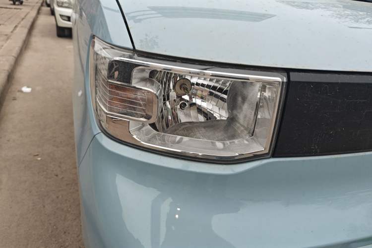 Used Wuling Hongguang MINIEV 2022 Easy Version Lithium Iron Phosphate