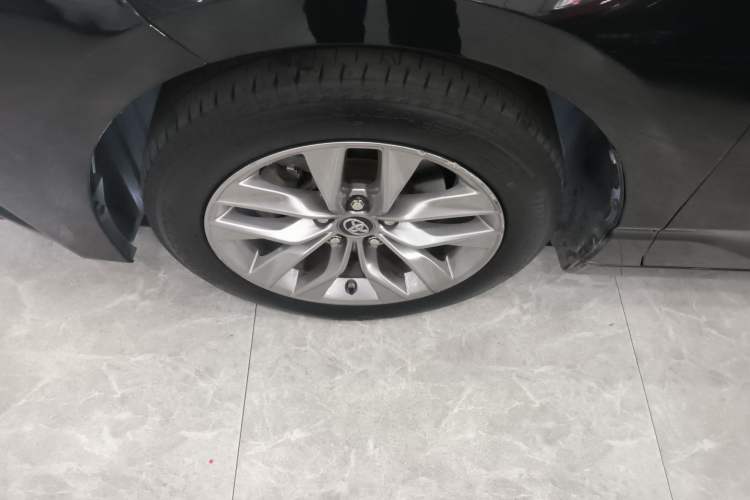 Used Toyota Avalon 2019 2.5L Ambition Version China VI Standard