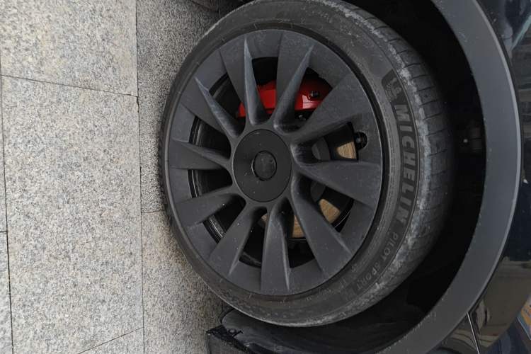 Used Tesla Model Y 2022 Rear-Wheel-Drive Version