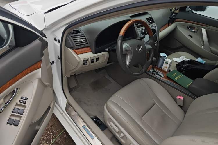 Used Toyota Camry 2010 200G Classic Edition