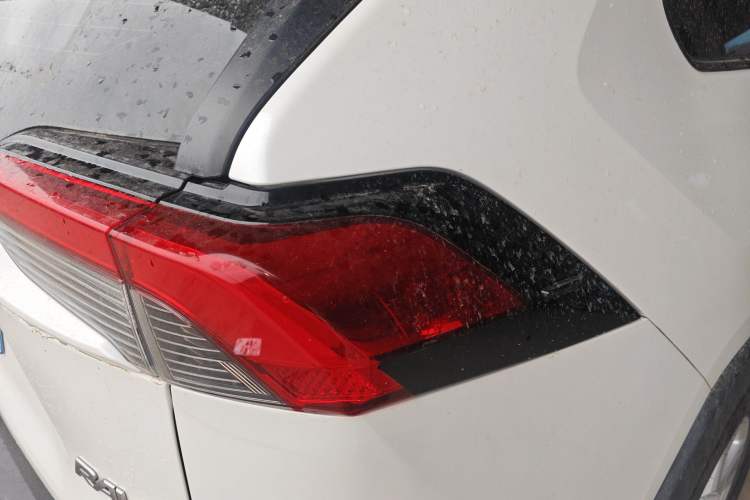 Used Toyota RAV4 2020 2.0L CVT Two-Wheel Drive Urban Edition Exterior 3