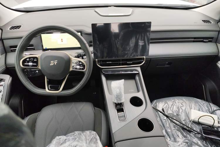 Used JETOUR X90 PRO 2024 1.6T DCT Elite Edition 5 Seats