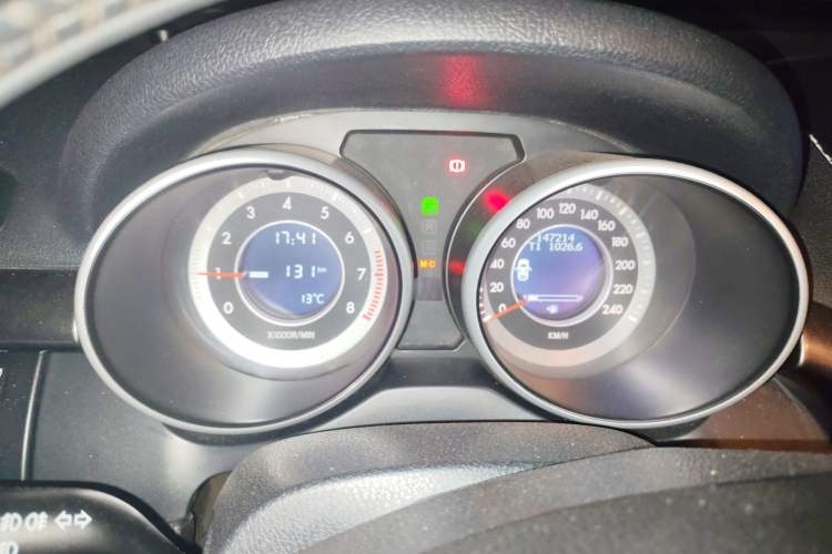 Used Bestune X80 2015 1.8T Automatic Luxury Model Instrument Cluster