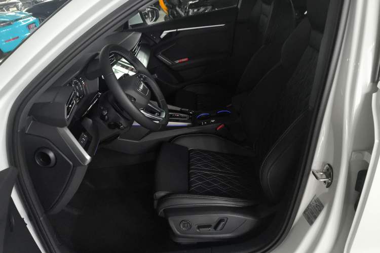 Used Audi A3 2026 A3L Limousine 35 TFSI Prestige Edition Left Front Seat