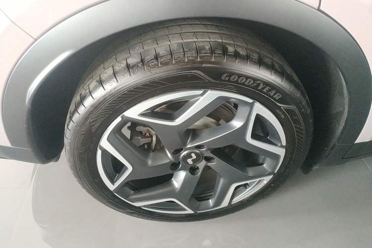 Used ONVO L60 2024 60 kWh Rear-Drive Version
