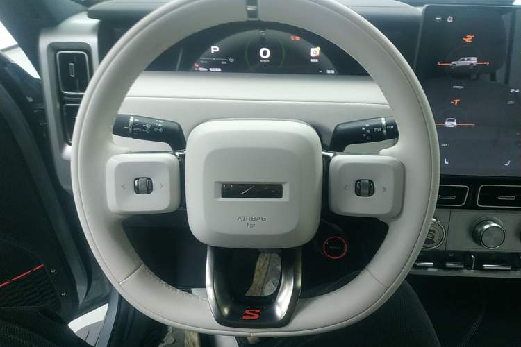 Used iCAR V23 2026 Model V23S 501 Four-Wheel Drive Peak Performance Edition