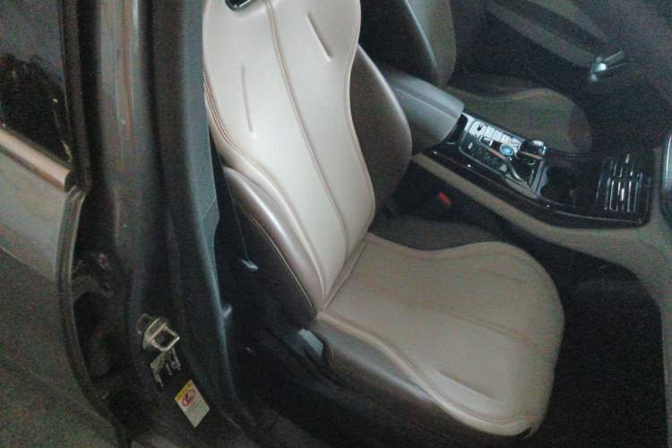 Used BYD Qin PLUS 2024 HONOR Edition DM-i 55KM Leading Model