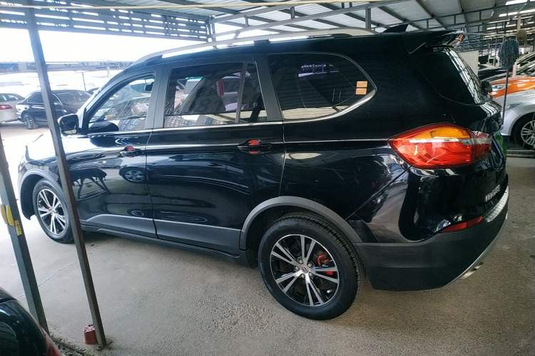 Used SWM X7 2020 2.0L Manual Comfort Version 7 Seats