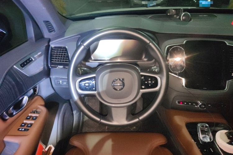 Used Volvo XC90 New Energy 2021 E-Drive Hybrid T8 Luxury Flagship 7-Seater