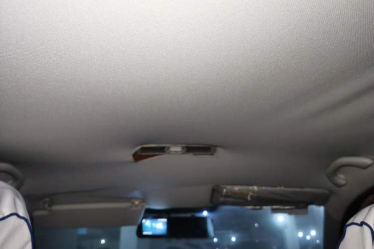 Used Volkswagen Lavida 2013 Revised Classic 1.6L Manual Fashion Edition
