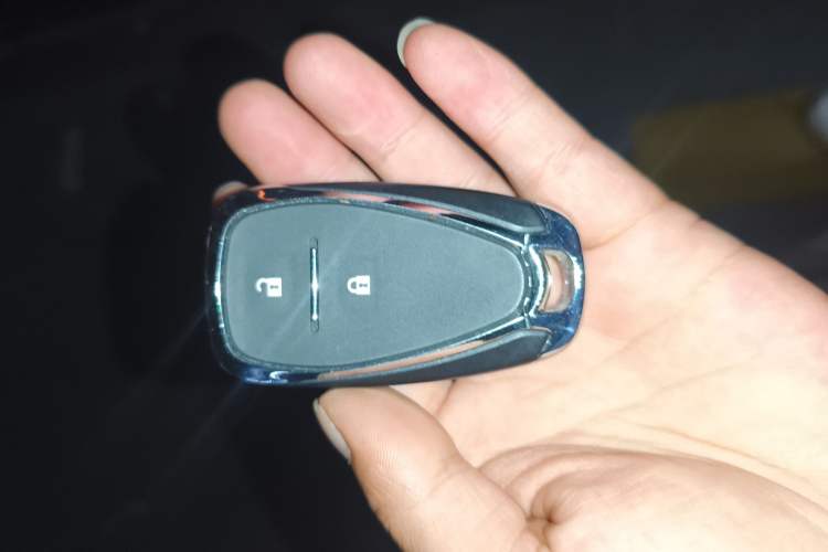 Used Chevrolet Orlando 2019 Redline 530T Automatic Enjoyment Version (5+2 Seating) China VI
