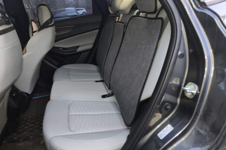 Used CHANGAN NEVO Q05 2025 Truly Delicious Version 125cc Beyond-Excellent Type Left Rear Seat