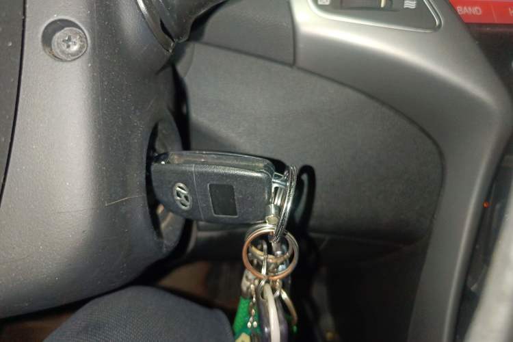 Used Hyundai Elantra (5th Generation / Langdong) 2015 1.6L Automatic Fashion Model Vehicle Key