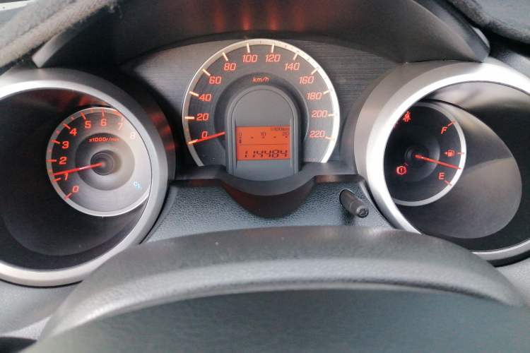 Used Honda Fit 2011 1.3L manual Comfort version
