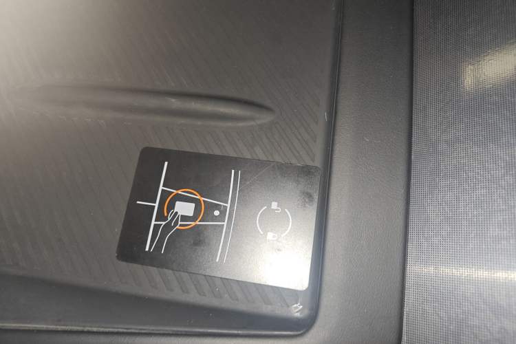 Used Tesla Model 3 2023 Rear-Wheel-Drive Version