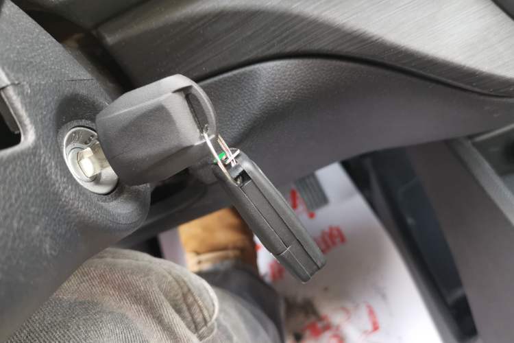 Used Chana Ruixing EM80 2023 Side-Hinged 6-Seater Comfort Version 38.7 kWh