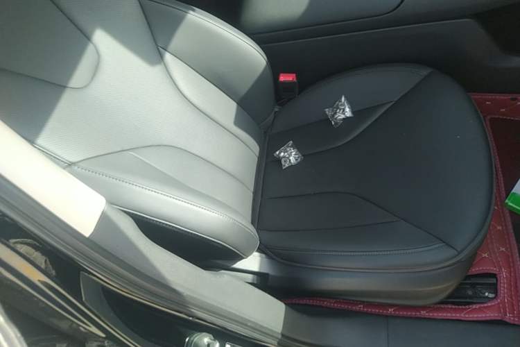 Used Hongqi E-QM5 2023 Revised Version Basic Travel Edition
