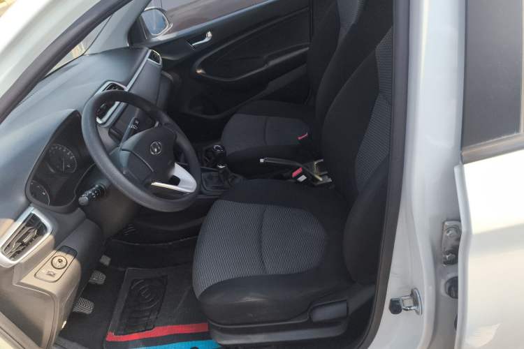 Used Hyundai Verna (older generation) 2017 1.4L Manual Refreshed Version China VI Standard