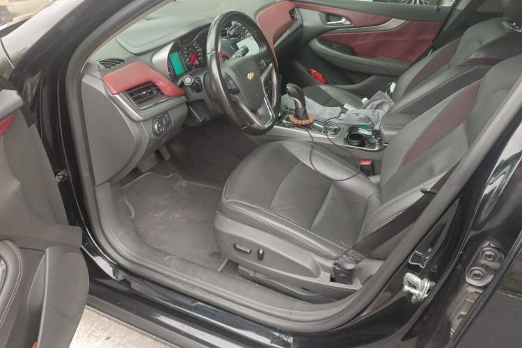 Used Chevrolet Malibu 2017 1.5T Automatic Luxury Edition Driver Seat