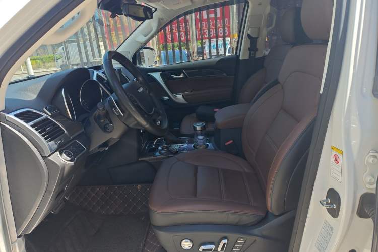 Used Haval H9 2016 2.0T Four-Wheel Drive Luxury Version 5 Seats