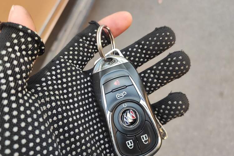 Used Buick GL8 2021 Land Cruiser Executive Class 652T Luxury Model