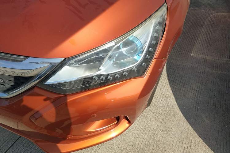 Used BYD Song 2016 Gaishi Edition 1.5TID Automatic Luxury Model