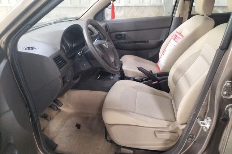 Used Wuling Hongguang 2014 1.5L S Standard Version Left Front Seat