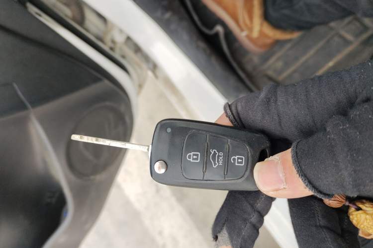 Used Kia K2 2015 Sedan 1.4L Automatic GLS