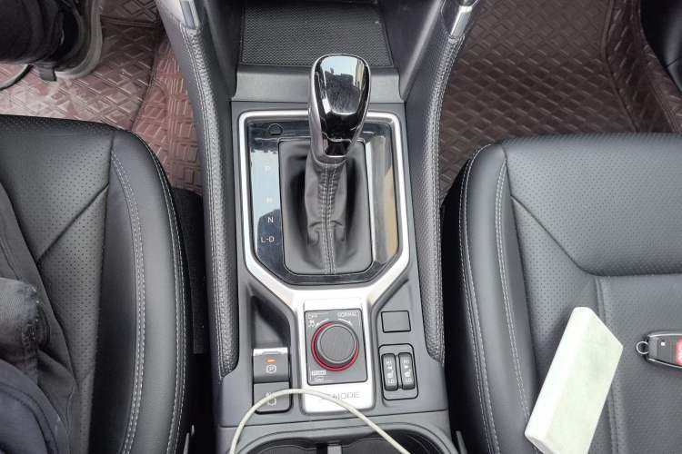 Used Subaru Forester 2024 2.5i AWD Premium Edition EyeSight Gear Lever